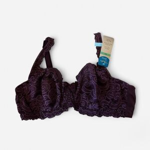 Playtex Curves Women's Purple Underwire, Stretch lace cups Bra 40C, NWT